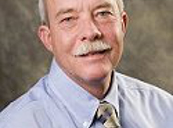 Howard Mcneeley , Md - Clinton, TN