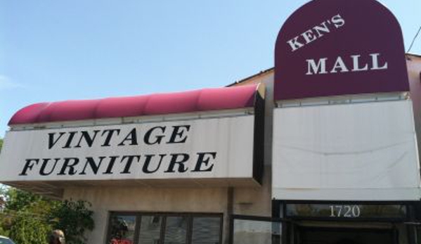 Ken's Vintage and Antiques Mall - Upper Darby, PA