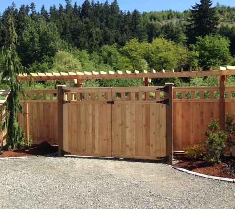 Rainier Fencing & Decking - Auburn, WA