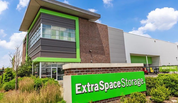 Extra Space Storage - Hackensack, NJ