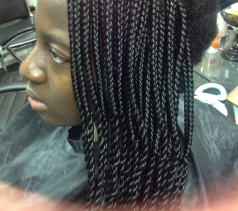 Patricia's African Hair Braiding - Parkville, MD