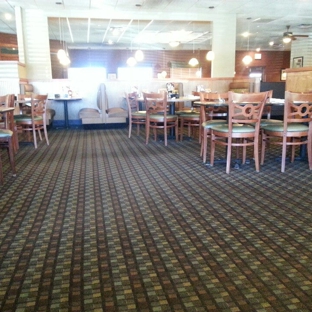 Perkins Restaurant & Bakery - Overland Park, KS