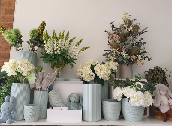 Virginia Mary Florist - Bendigo, VIC