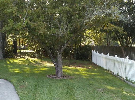 EWS Lawn Care - Jacksonville, FL