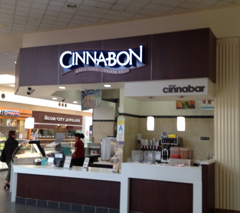 Cinnabon - Burbank, CA