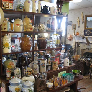 Robeson Antiques, Books, & Collectibles - Ellicott City, MD