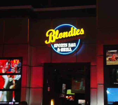 Blondies Sports Bar & Grill - Las Vegas, NV