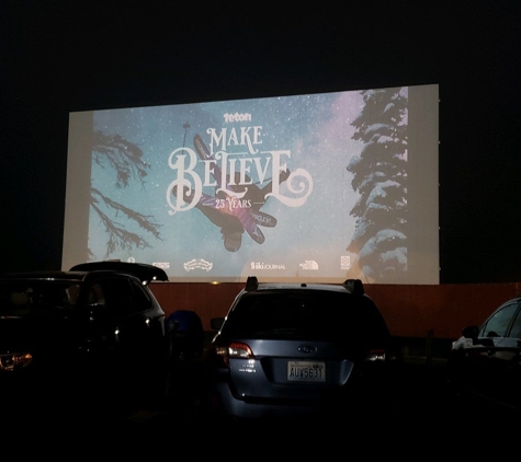 Blue Fox Drive-In Theatre - Oak Harbor, WA