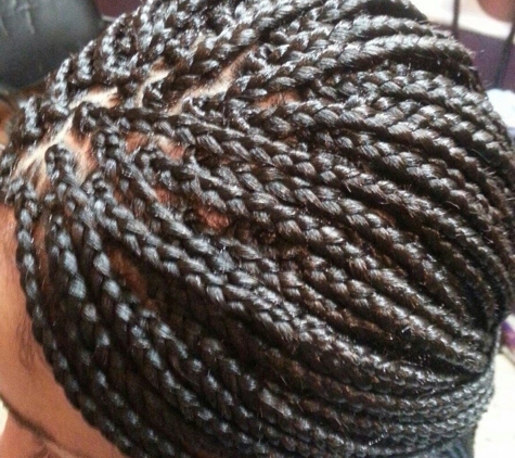 CAMARA AFRICAN HAIR BRAIDING - Phoenix, AZ