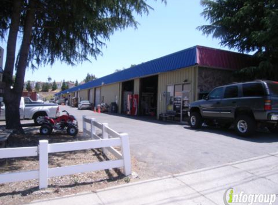 Decarlos Auto Repair - Martinez, CA