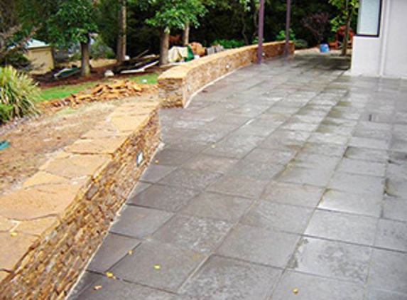 Hayden Cairns Landscapes - Lawson, NSW