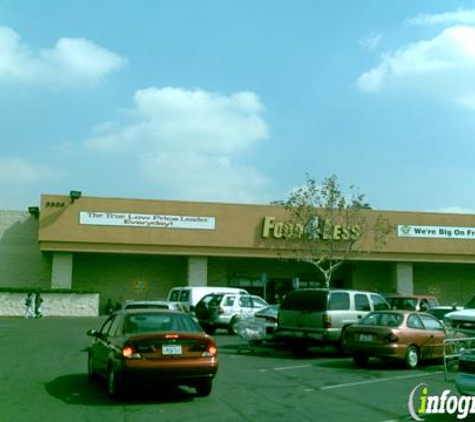 Food 4 Less - Riverside, CA