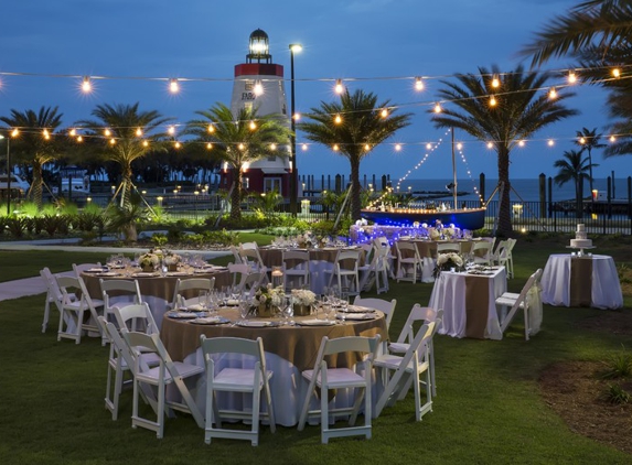 Lighthouse Grill - Faro Blanco Resort & Yacht Club - Marathon, FL