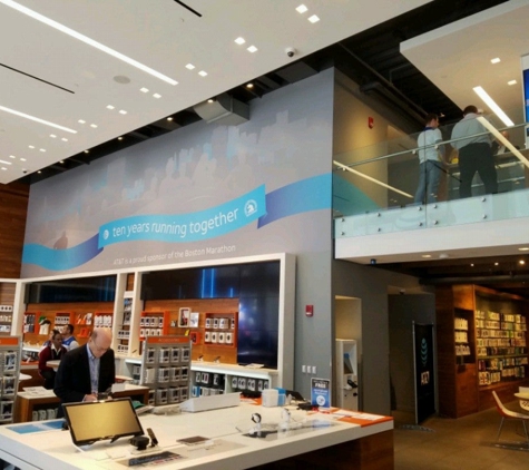 AT&T Store - Boston, MA