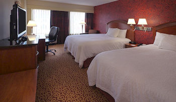 Hampton Inn & Suites Columbus-Downtown - Columbus, OH