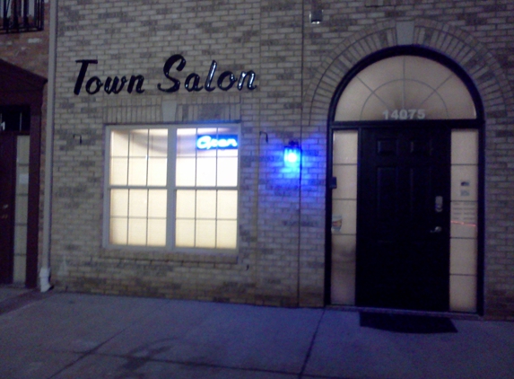 Town Salon - Shelby Township, MI