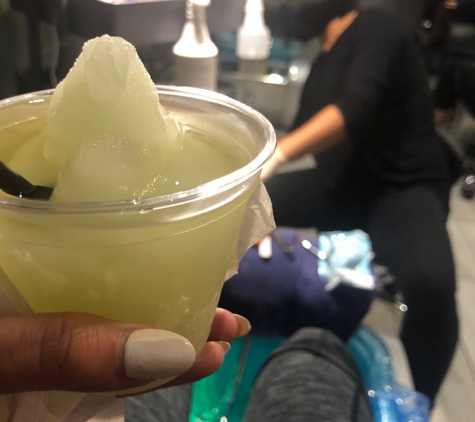 Noa Nail Bar - Houston, TX