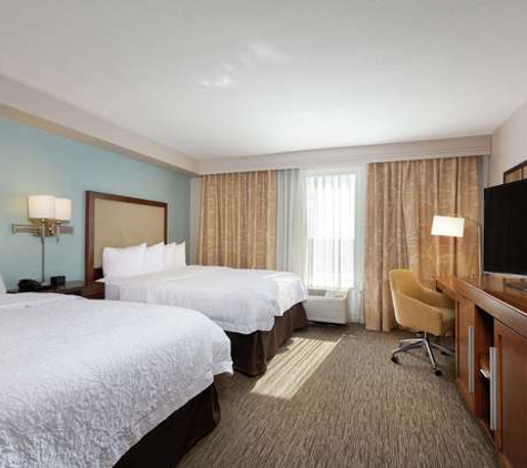 Hampton Inn & Suites Austin-Airport - Austin, TX