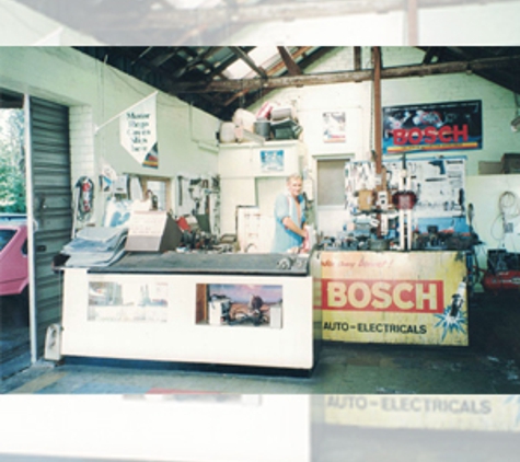 Gibbo's Auto Electrics & Air Conditioning - Belmont, NSW