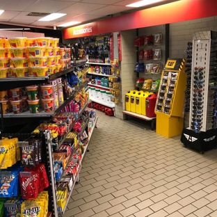 Mobil Moranbah Auto Service Centre - Moranbah, QLD