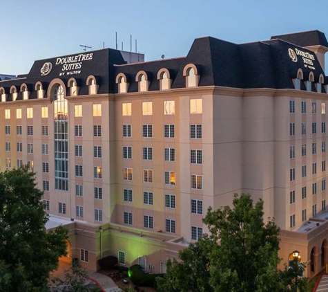 Doubletree Suites by Hilton at The Battery Atlanta - Atlanta, GA