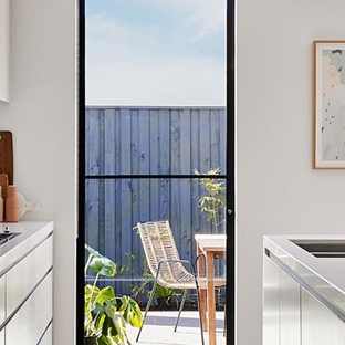 e&s - Essendon Fields, VIC