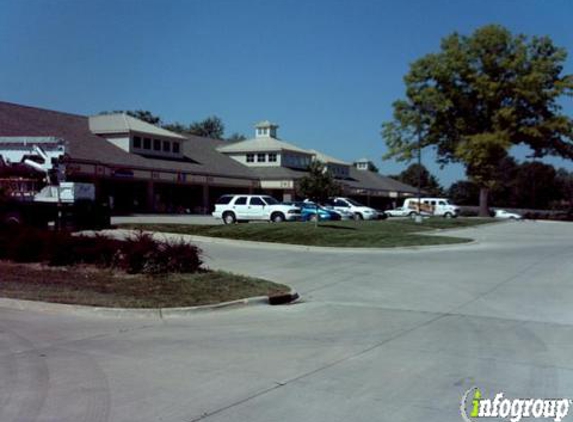 Aqua Oasis Pool and Spa - Johnston, IA