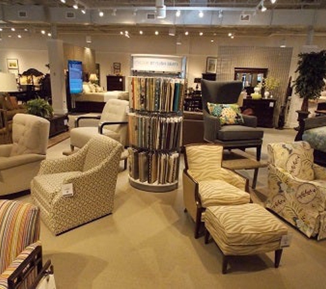 Haverty's Furniture - Charlottesville, VA