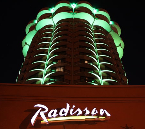 Radisson Hotel Cincinnati Riverfront - Covington, KY