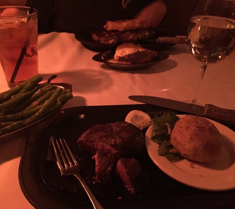 Beef & Bottle Restaurant - Charlotte, NC