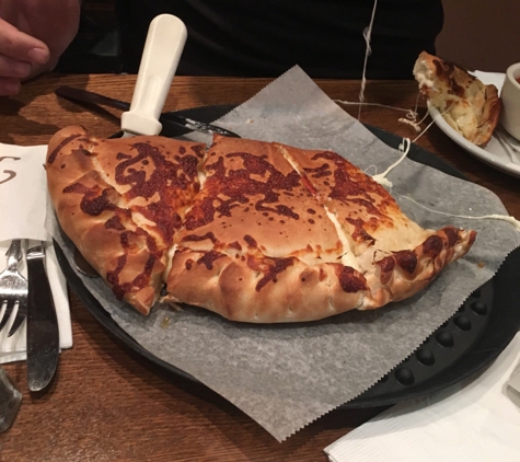 Pat's Pizza & Bistro - Levittown, PA