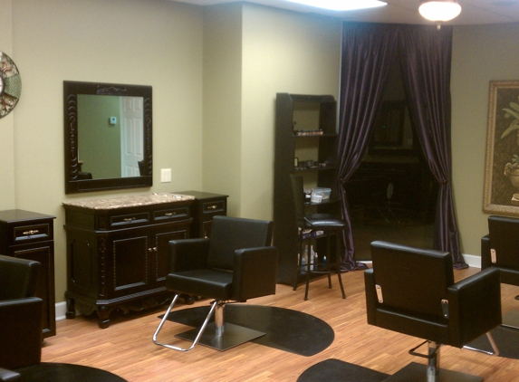 Nouritress Salon & Hair Clinic - Fayetteville, GA
