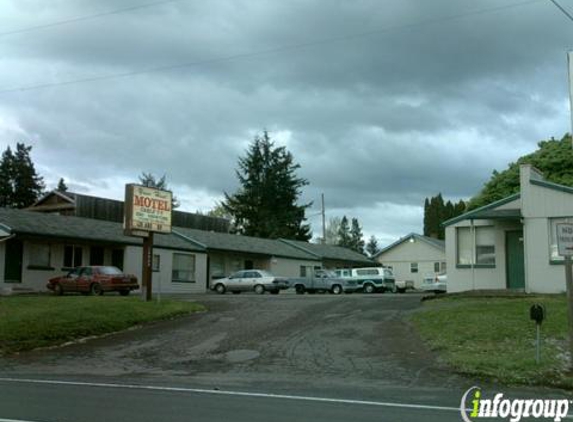 Your Host Motel - Milwaukie, OR