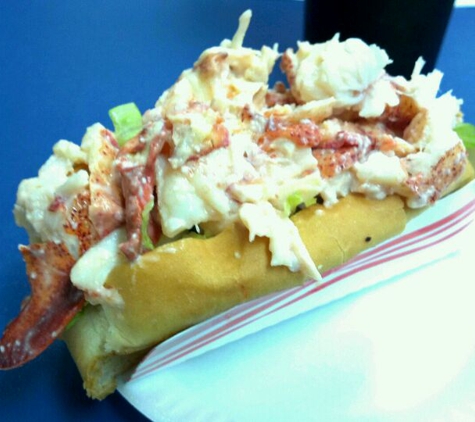 Gateway Lunts Lobster Pound - Trenton, ME