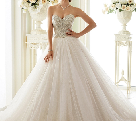 Bella E La Bestia Bridal - Maribyrnong, VIC