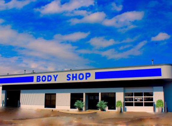 Woodhouse Body Center - Omaha, NE