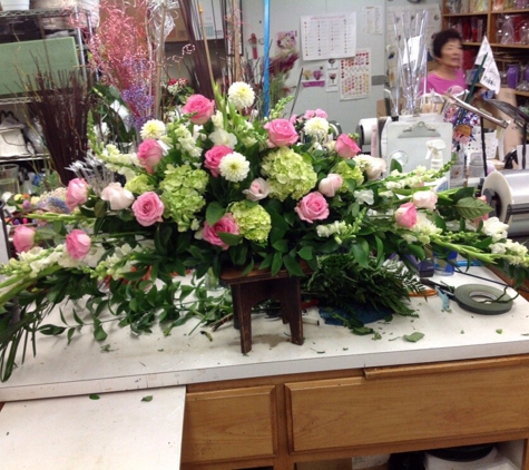 Charter Way Florist - Stockton, CA