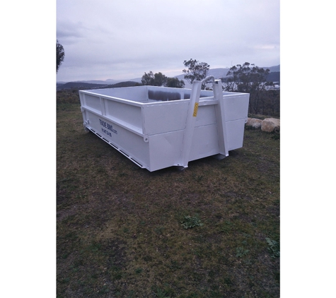Tradie Bins - Geilston Bay, TAS. Large skip bin TB050 10.25m3 L 4.25m x W 2.19m x H 1.10m.