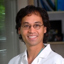 Varela, Victor W, MD - Physicians & Surgeons