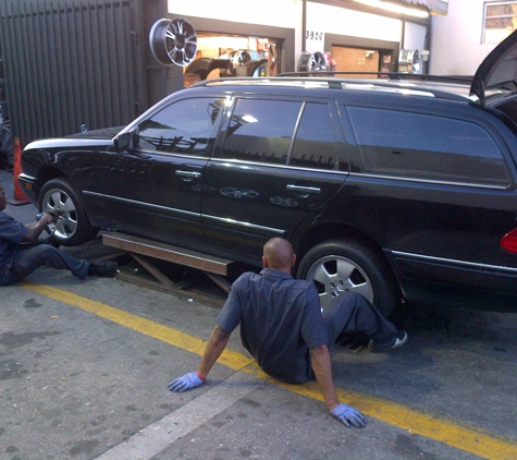 Ely's Tire Inc - Miramar, FL