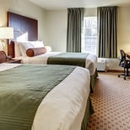 Cobblestone Inn & Suites - Bed & Breakfast & Inns
