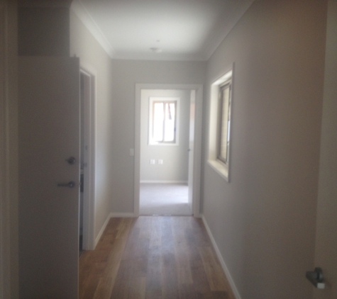 S R Hedrick - West Albury, NSW. Hallway Painted