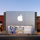Apple El Paseo Village