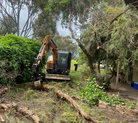 Hilltops Vegetation Services - Young, NSW
