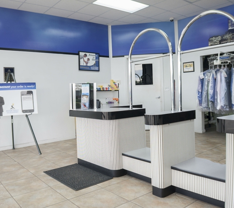 Starcrest Cleaners - Springfield, IL