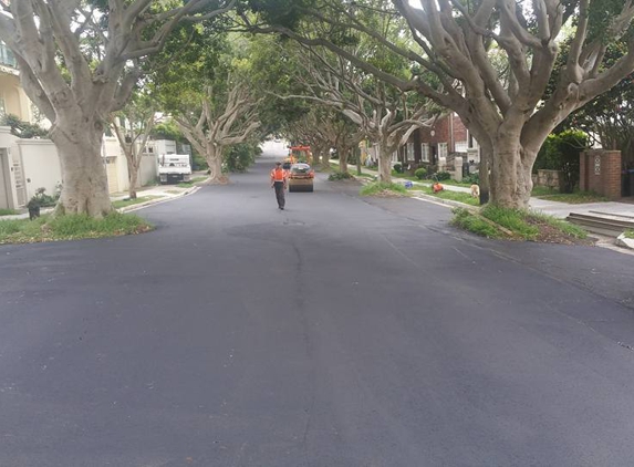 Independent Asphalt Services Group - Tullimbar, NSW