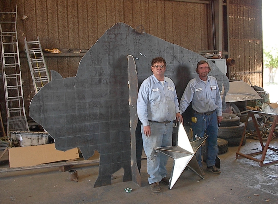 Jones Sonny Heli-Arc Welding Shop & Portable - Abilene, TX. This is the buffalo Sonny made for the entrance to Abilene, TX