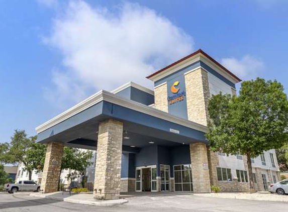 Comfort Suites Medical Center near Six Flags - San Antonio, TX