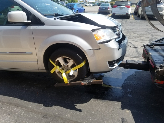 White Knight Roadside & Towing - Grand Rapids, MI. Always here to help.
