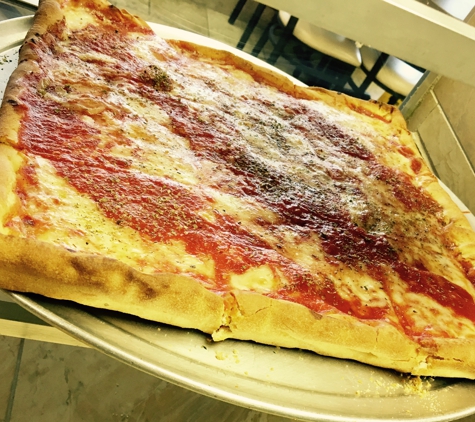 Bella Villa Pizza - Mount Pocono, PA. Best Sicilian in town!!
